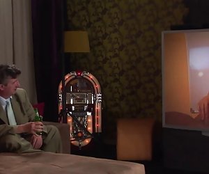Þrír dónalegu gömlu menn taka á heitu ungur elskan