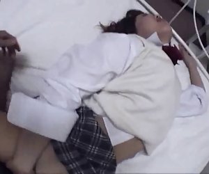 Sætt japanska skólastelpa búningi